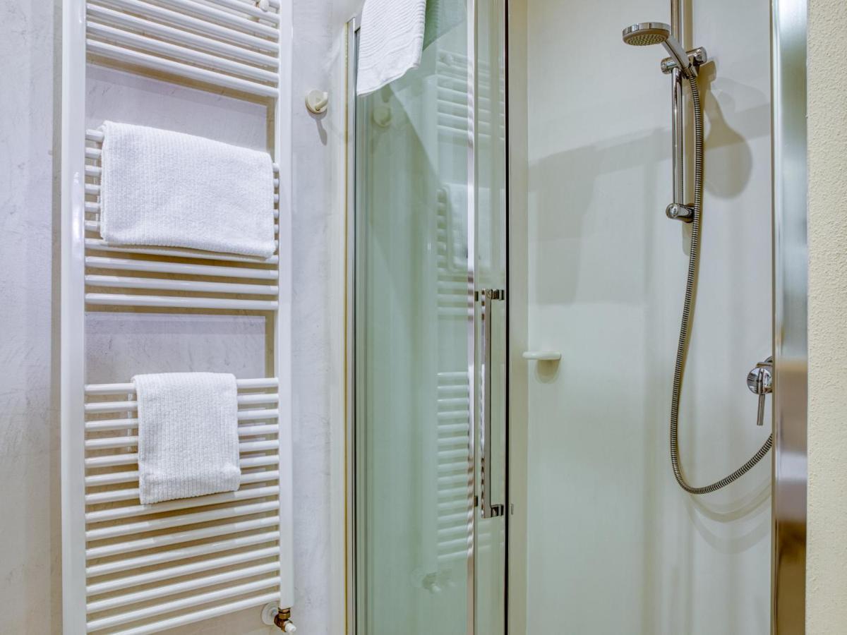 Hotel Piroscafo Десенцано дел Гарда Екстериор снимка