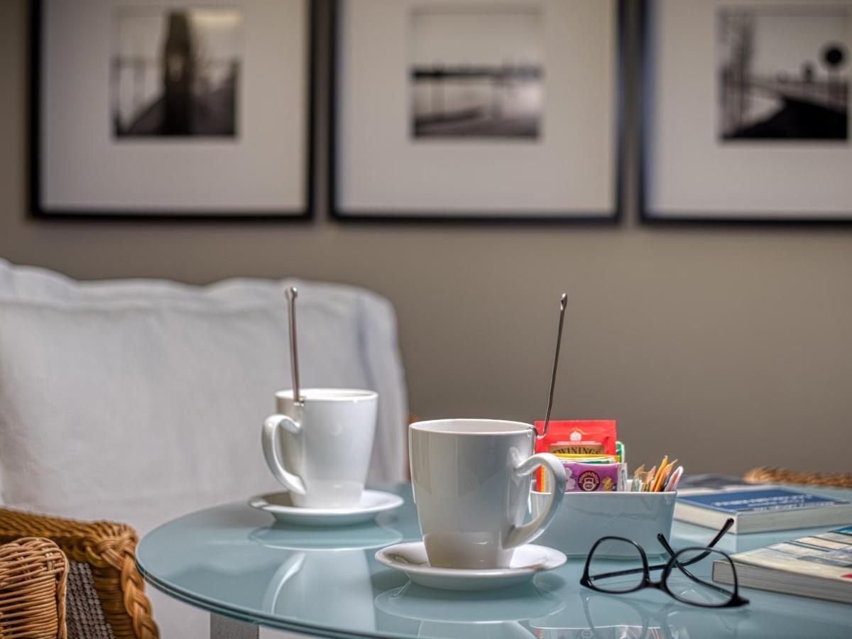 Hotel Piroscafo Десенцано дел Гарда Екстериор снимка