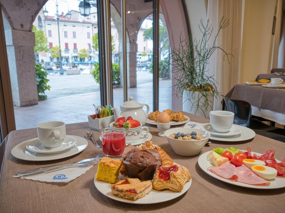 Hotel Piroscafo Десенцано дел Гарда Екстериор снимка