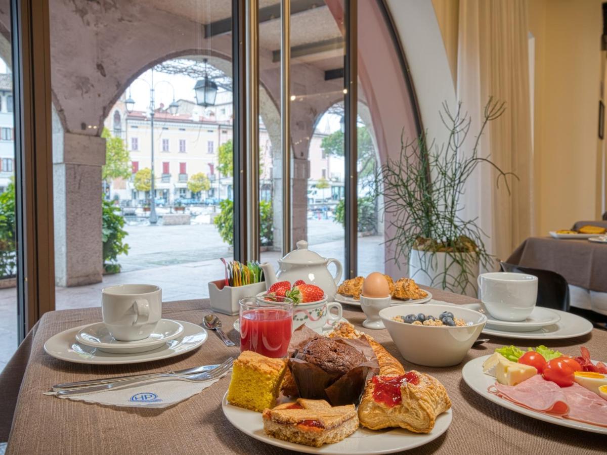 Hotel Piroscafo Десенцано дел Гарда Екстериор снимка