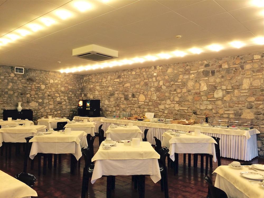 Hotel Piroscafo Десенцано дел Гарда Екстериор снимка